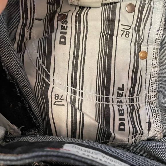 DIESEL Ladies Dark Wash Waist 28 - Picture 8 of 13